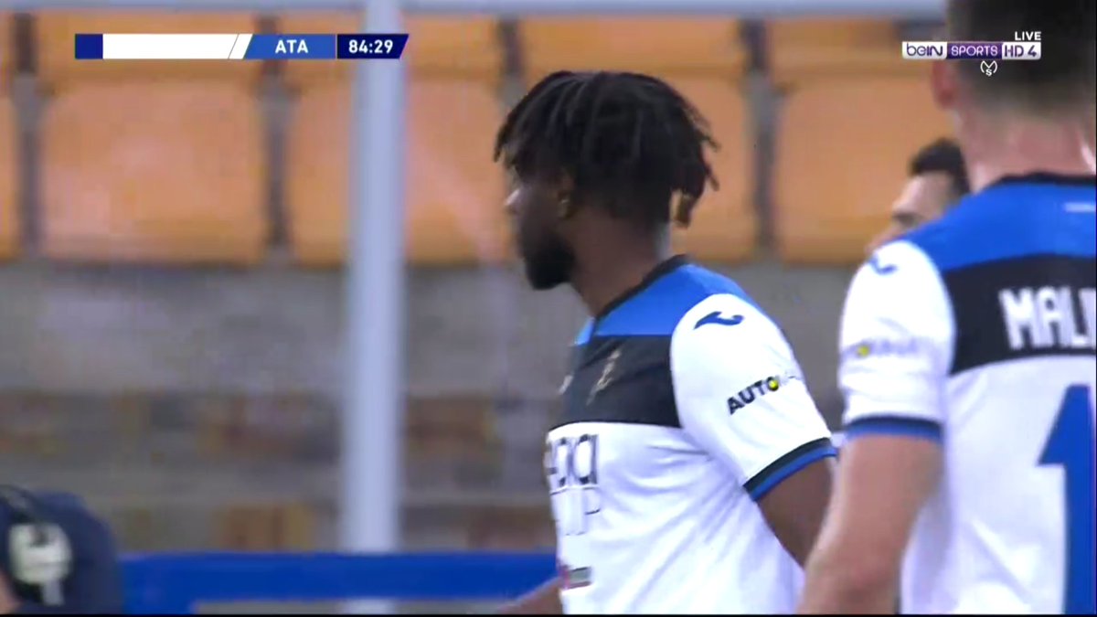 TAMEZE in ZAPATA out 👏👏
<a href="/AdrienTameze/">Adrien Tameze</a>

lecce 2-5 atalanta

#lecceatalanta
#goatalantago ⚫🔵