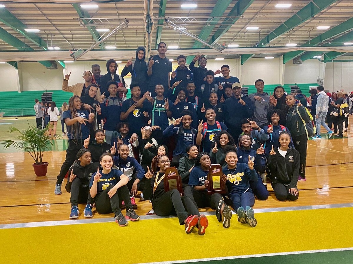 History was made last night! The Girls program won a staggering 7 STATE TITLES in a row and the boys 5 STATE TITLES in a row. Both are State Records! Not to mention this is STATE TITLES NUMBER 32 and 33‼️ No other team in the country can match🏆 #TheStandard