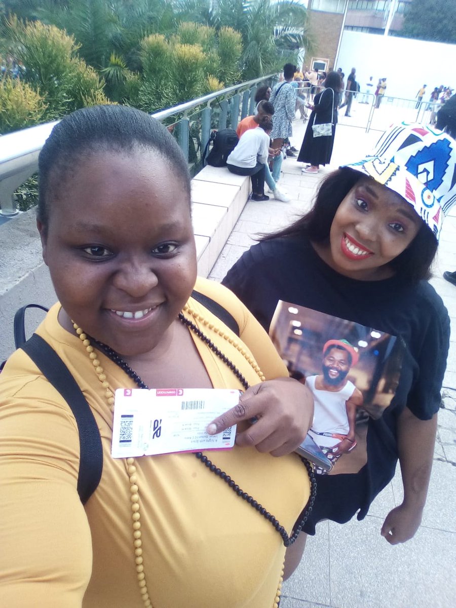 U_Dlaba's tweet photo. #Anightwithsjava we are within https://t.co/2qQTfi3b8S
