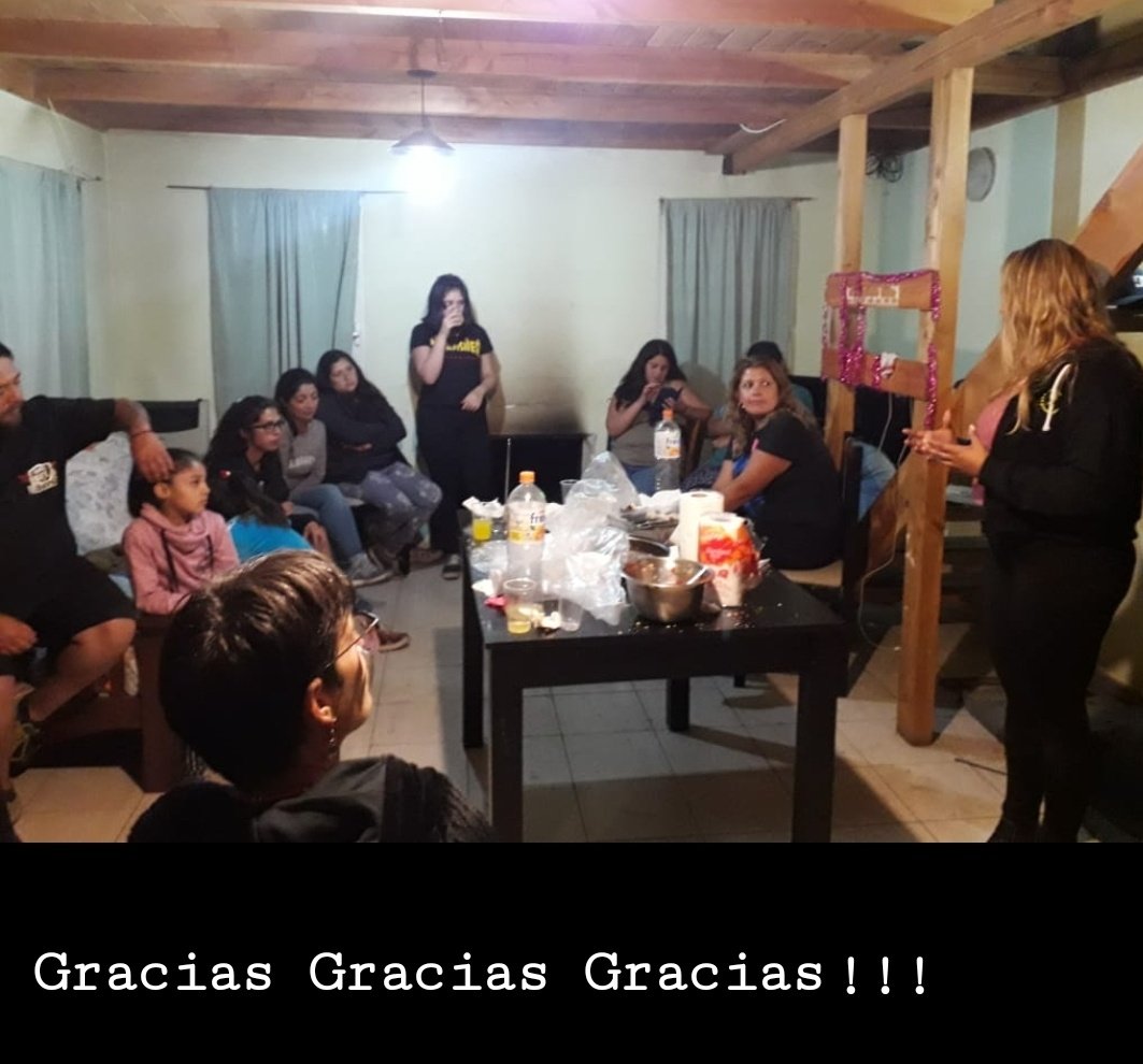 LorenaAlcal5's tweet photo. Hermosa Reunión con Cras de Epuyen. Muchísimas gracias!!! https://t.co/FHMNV8v4R7