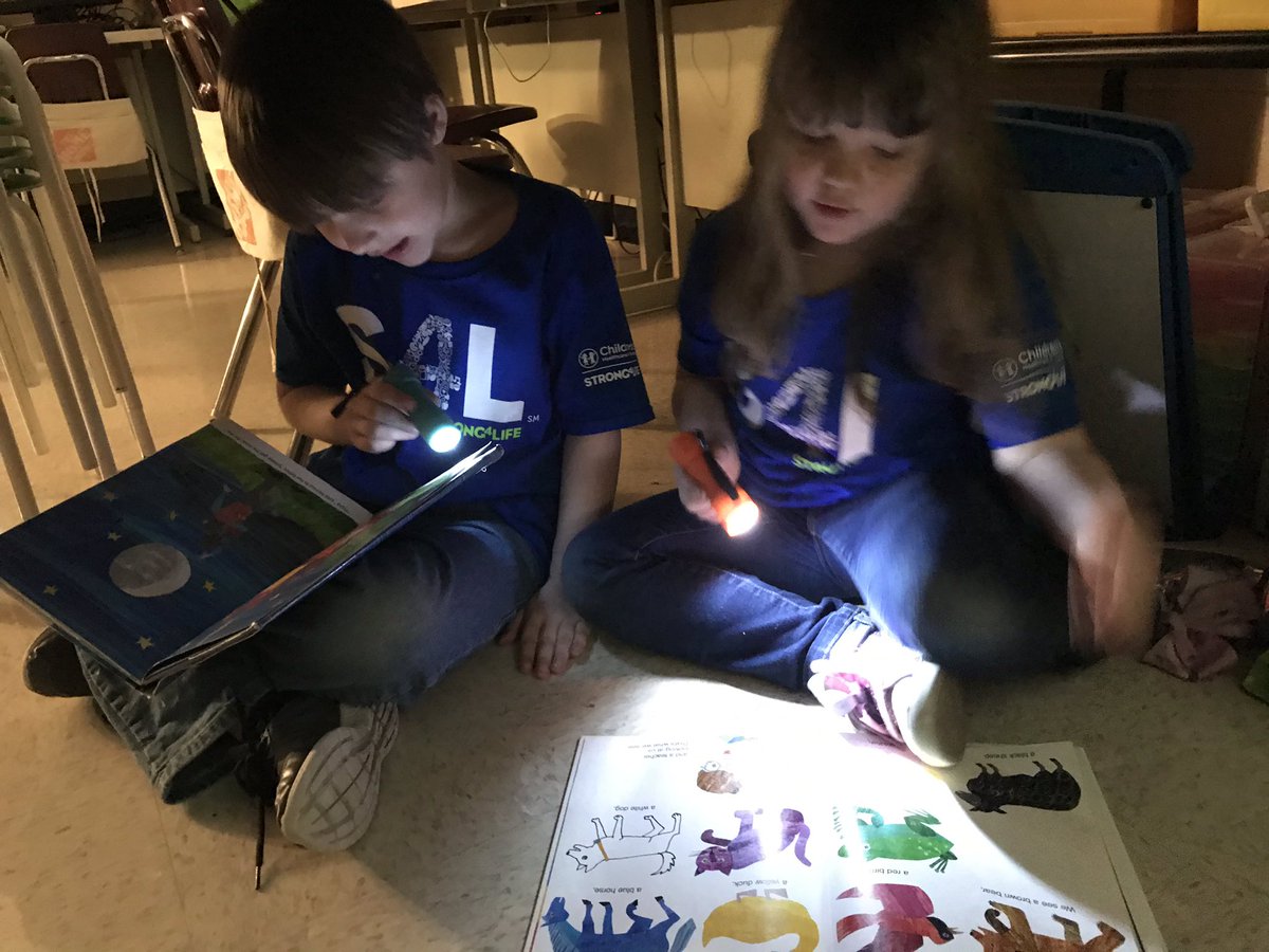 Sending out my weekend “peeks from the week” to parents through REMIND. I ❤️ getting a sweet notes back from them. <a href="/R_M_Moore_Elem/">R M Moore</a> @laurenwade_rmm @SArmbruster_ILS <a href="/vance_denna/">Denna Vance</a> <a href="/_DrAbbyMay/">Abby May</a> #ccsdreads <a href="/wllandry/">Wendy Landry</a>