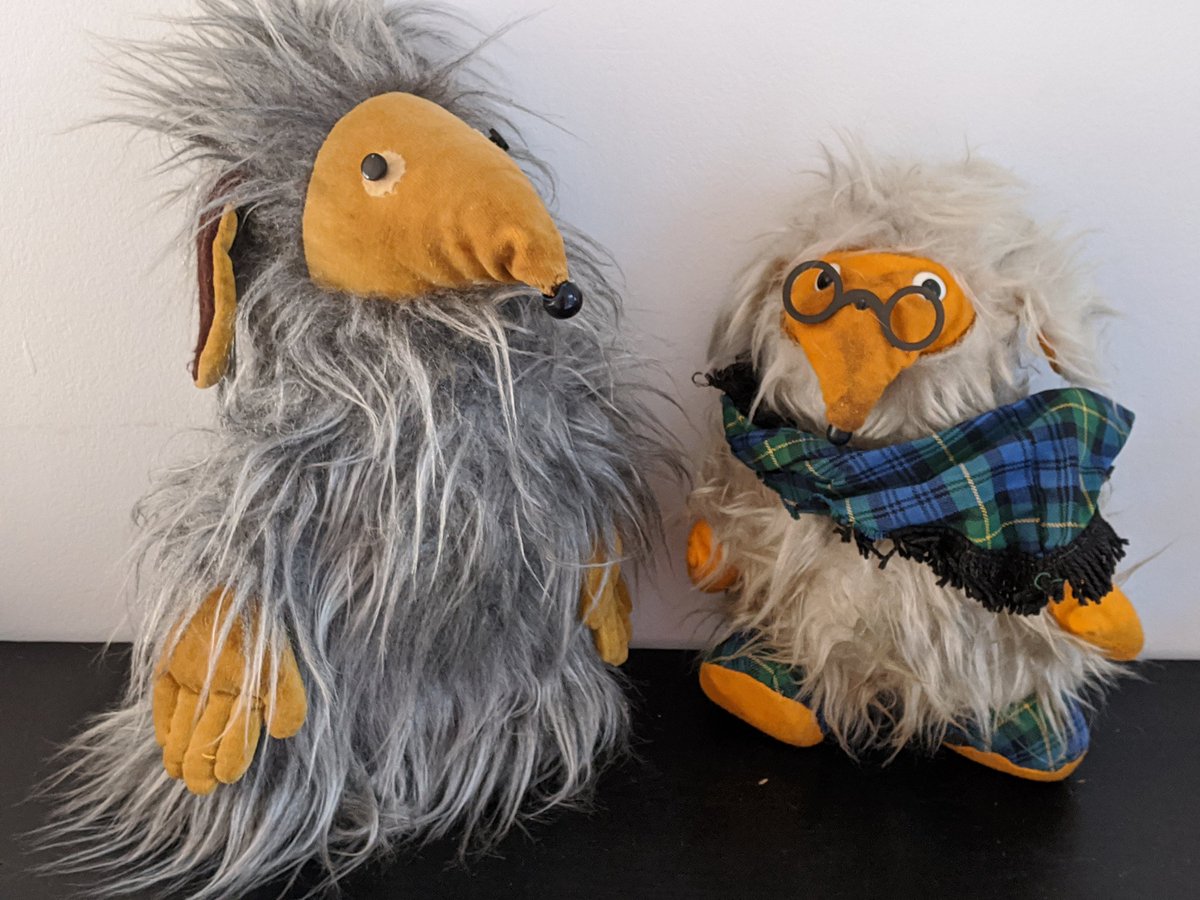 Received today! Two original Wombles ready to help us find homes for thousands more pre-loved books. Orinocho (though missing his hat) and Uncle Bulgaria? 

Quick bath and they'll be ready to help us celebrate @WorldBookDayUK!

@thewombles @TidyBag @Womble_HQ