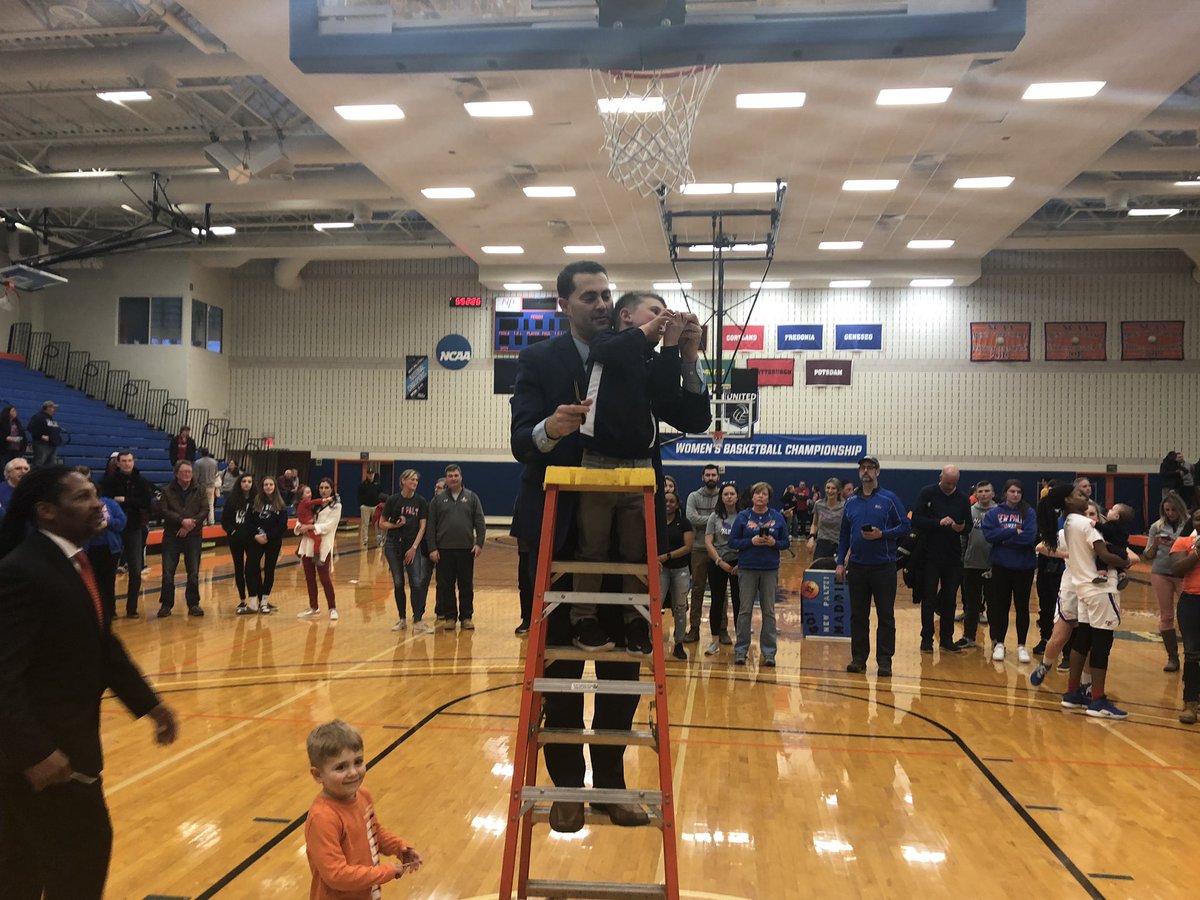 JustinFedich's tweet photo. Jamie Seward, @nphawks head coach, says he talks with his sons James and Luke al summer about cutting down the nets. On Saturday, they got their wish. https://t.co/kYgN4JWtmi https://t.co/6TCRdPCWDo