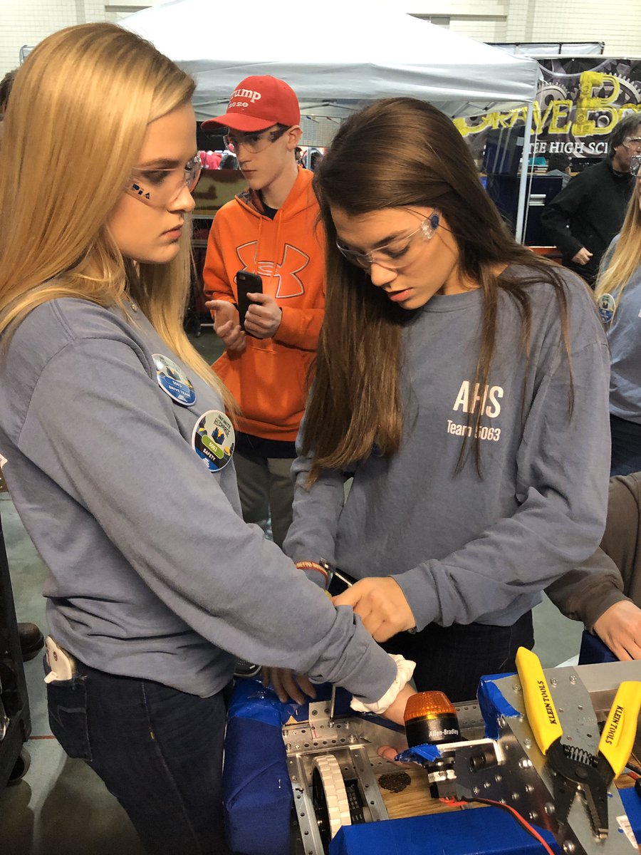 aynorrobotics's tweet image. Robotics Palmetto Regional competition 2020. #Infiniterecharge