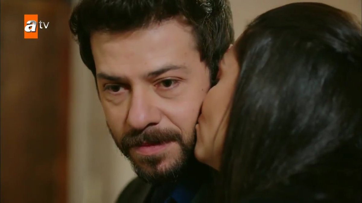 julianaazevedb's tweet photo. and that's enough physical contact for azat today #Hercai #AzLif https://t.co/FnWfjTNJ1v