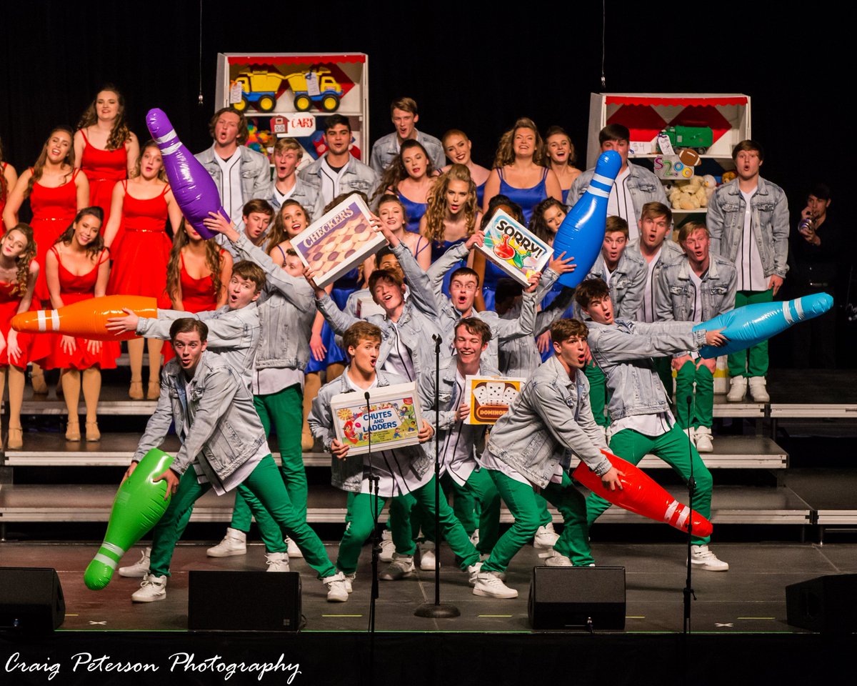 cspeters68's tweet photo. Link to pictures of "Visiting Varsity Choirs" at Kennedy Raise the Roof 2020 is here:  https://t.co/ge7z76RYWU

@KennedyRTR @batonking @ACHSChoralMusic @Happigang @CRCougars https://t.co/FFmuKniIgX