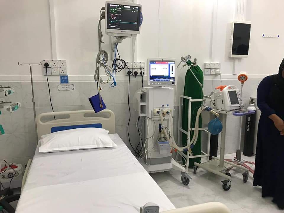 nautymatox's tweet photo. 10 dhuvahuge therey 7million dhivehi rufilyaage saamaan genes Ha Atoll
hospital #ICU ge khidhumai Rasmeekoh feshi.
#RahvehiFathis https://t.co/NWhXqJIFIU
