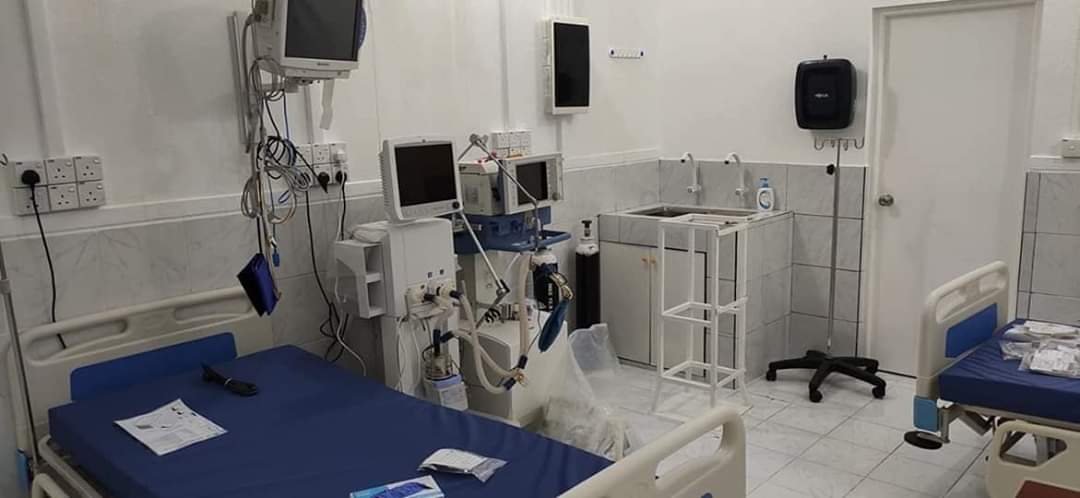 nautymatox's tweet photo. 10 dhuvahuge therey 7million dhivehi rufilyaage saamaan genes Ha Atoll
hospital #ICU ge khidhumai Rasmeekoh feshi.
#RahvehiFathis https://t.co/NWhXqJIFIU