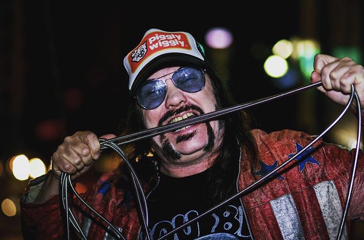 nashville_pussy's tweet photo. Nashville Pussy uses PIG HOG 🐽 Cables - Happy National Pig Day!! @PigHogCables 

#nashvillepussy #lowdowndirtypig #pigglywiggly #oinkoink #blainecartwright #kellihaydenphotography @pighogcables #pighogcables ⚡️🐖 ⚡️ #nationalpigday https://t.co/UWdidTvcMc