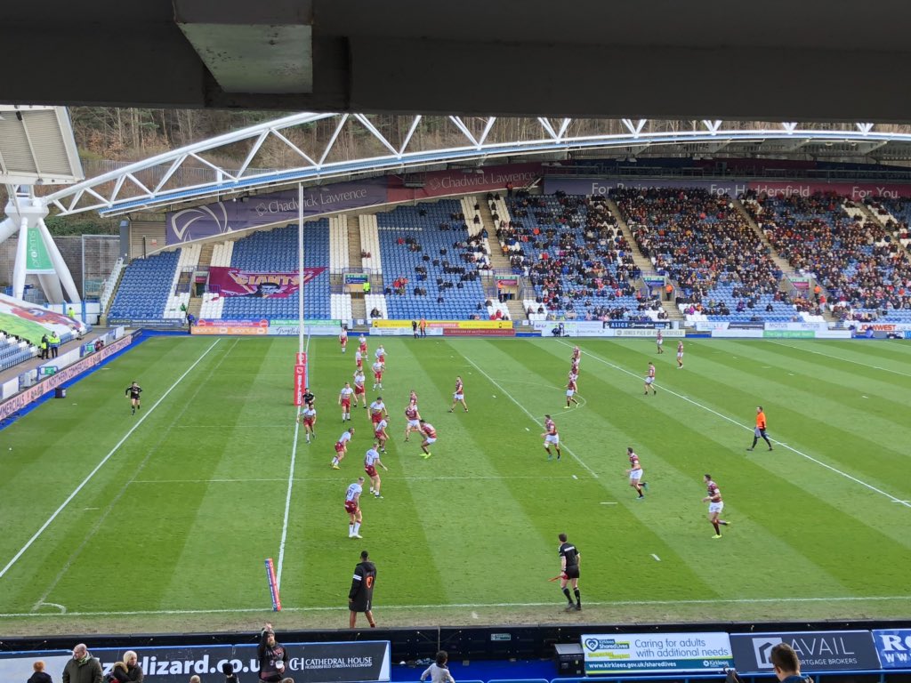 JJ_thePIman's tweet photo. Miracle needed now... back to earth with a bit of a bump today! Great turnout in the @Giants_Biz Box 26 still, lovely to meet everyone 👍 #box26 @Giantsrl @SuperLeague #Huddersfield #giants #giantsvwarriors https://t.co/fS3N1Vv1CN
