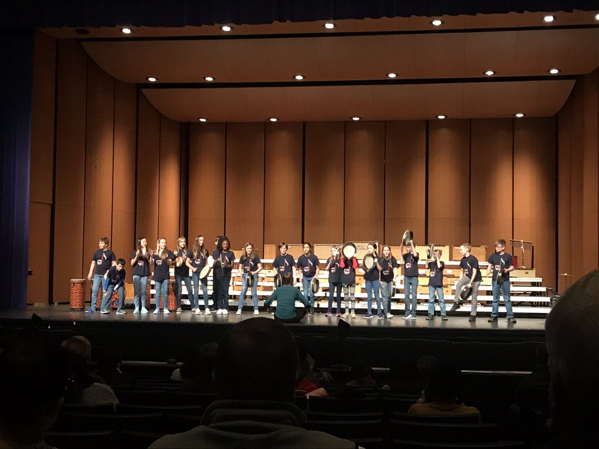 CCE_MusicRoom's tweet photo. Sometimes I watch my colleagues teach and I have to pinch myself to make sure it’s real. WOW. I am surrounded by the best music educators around, and this is just 4 of them! #CEFShowcase #MusicMatters #OrffSingSayDancePlay https://t.co/jYYoKmr3nL