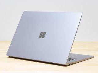 WAFUNATO192G's tweet photo. そんなことしてると...
今日 欲しくなっちゃったモノ
#Surface Laptop 3 15インチ
これに #Nacsports scout入れて遊びたい
今のWindowsってこんな安いのにビックリ‼︎
Apple MacbookProと比較しちゃうとね https://t.co/NrIoQtXyrI