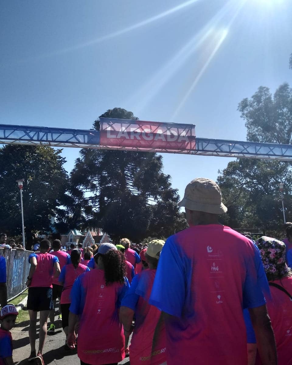 ATEARorg's tweet photo. ATEAR dijo presente en la 9na Maratón a beneficio del Htal. de Niños Sor María Ludovica de La Plata, que se realizó hoy en la República de los Niños.🏃
Compartimos algunas imágenes de esta jornada!
https://t.co/4yYp0nwMhF
#corriendoayudas #ATEAR #MaratonLudovica #atresiadeesofago https://t.co/jx2IGwRfub