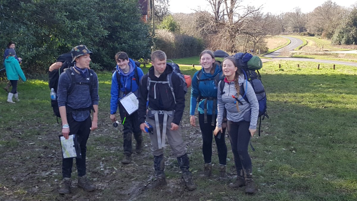 ExplorersWoking's tweet photo. 7 teams from Woking Explorers on thier Training Hike this weekend https://t.co/K3yVGtGbDv