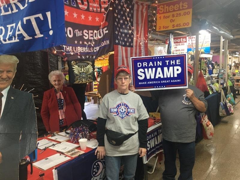 amazgrace2's tweet photo. Another Exciting Great Day at the Daytona Flea Market as we Engage with Voters and lots of #Walkaways and New #Republicans Volusia always #LeadRight #KeepVolusiaRed
#KAG2020 #TeamFlVictory https://t.co/sFKzyS292A