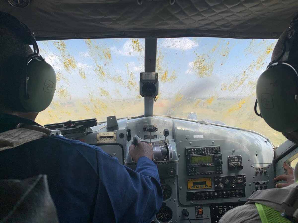 MAAIF_Uganda's tweet photo. Desert Locust Control Update: The second aircraft, as highlighted in the Public Advisories and Press Releases has been flagged off by Hon. Henry Aggrey Bagiire the Minister of State for Agriculture and has started spraying today. More updates to follow here. #LocustFreeUG https://t.co/Ka3TQbv9Qj