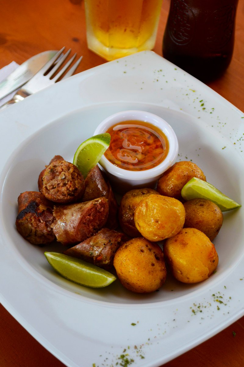 DinosauriosRest's tweet photo. ❤ Domingo para viajar y amar más a #Colombia ❤
¡Los esperamos en #ViladeLeyva, #ParaisoTerrenal!

🦖 #RestauranteParqueLosDinosaurios 🦖 
en la #ammonite #Villadeleyva #Boyacá https://t.co/BFIkLF0Ek0