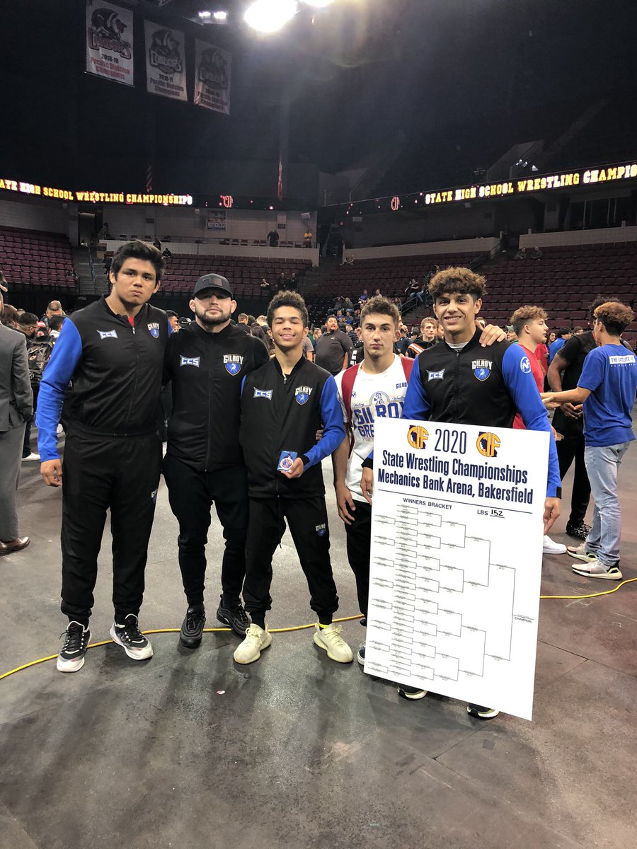 KyleCrutchmer's tweet photo. Man what a year! Congrats @satellitechase on becoming a state champ! You proved that you truly are the best. Goodluck at the next level! I’m So proud of all these guys. Get ready for a big summer. We just gettin started #stateplacers https://t.co/1PQ6DpSeUS