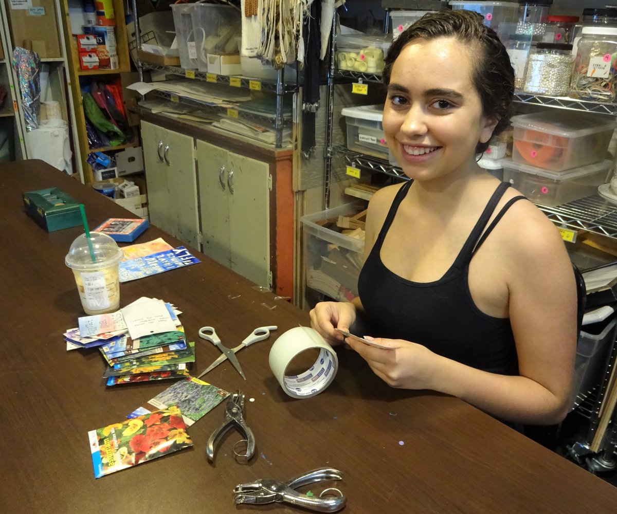 Summer Camp Spotlight: Art &amp; Social Justice! This hands-on camp will explore the history of art and activism. Artists reflect culture and often create change through their work. Join us from July 6 - 10. Full Day only, Grades 7 - 12. 

Sign up here: bit.ly/TeensW20