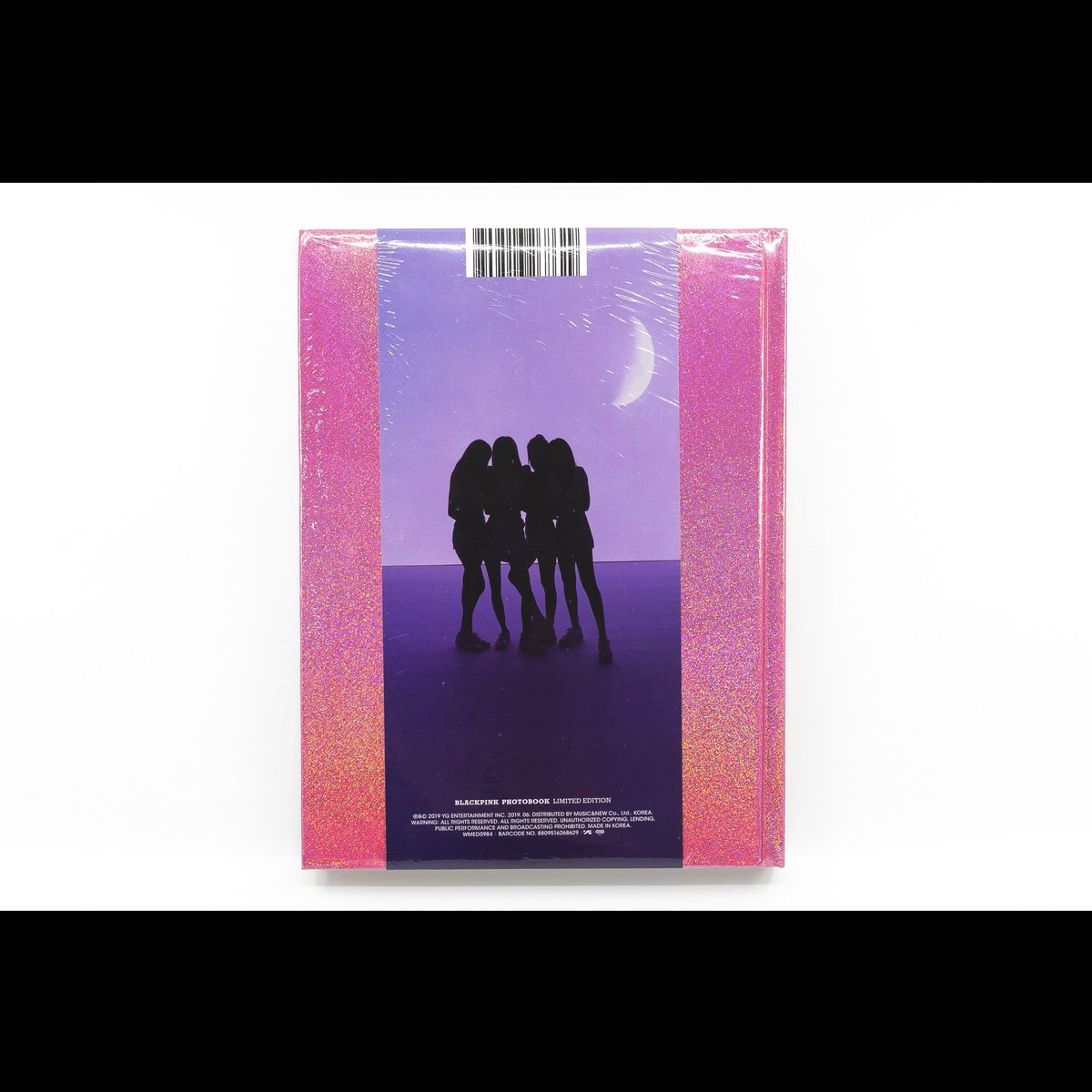 Khunterstore's tweet photo. K-🇺🇸🇬🇧Check it out! #BLACKPINK’s limited photobook! DM us for price info and more!
.
K-🇪🇸¡Echadle un vistazo al #photobook limitado de BLACKPINK! ¡Mandadnos un DM para saber el precio y más!
#LimitedEdition #kpop #girlgroup #BLACKPINKCOMEBACK https://t.co/bDujZCbagm