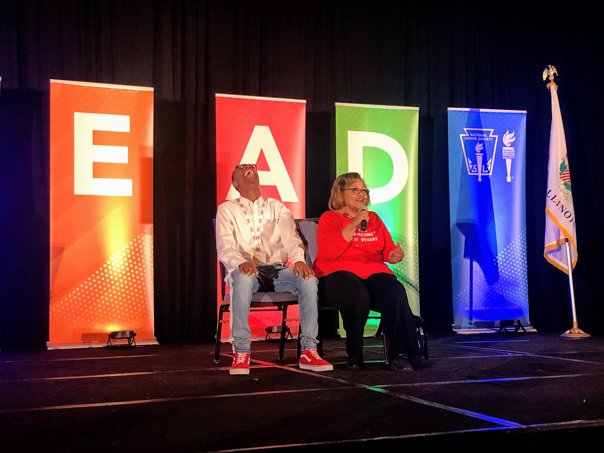 NatStuCo's tweet photo. Learning and laughing with the “AMAZING” @TeiStreet, our final keynote of #LEADCHI. #StudentsWhoLEAD https://t.co/ul0Pu4l5e3