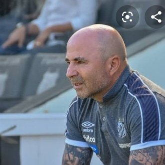 GilneyBarreto's tweet photo. Sampaoli confirmado como novo treinador do Galo. Grande treinador, mas fico a pensar sobre a escolha anterior, Dudamel tem o perfil tático totalmente diferente de Sampaoli. Contratações foram feitas a pedido do antigo treinador de acordo com seu modelo de jogo. E aí, como será? https://t.co/eozXwsX1AU