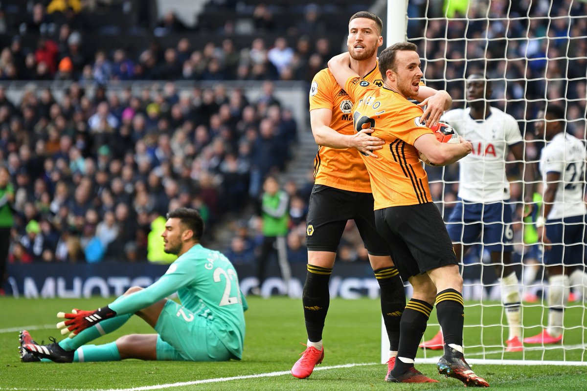 EuropaLeague's tweet photo. Wolves add Tottenham to their list of conquests... 👏👏

What can they achieve this season? 🤔

#UEL https://t.co/TYqKwnVe71