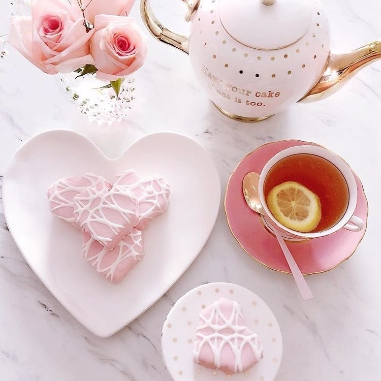 On this Sunday morning, we’re here to say - Homies, you look beautiful today! 😍

Tag a friend below and share the ❤ on #WorldComplimentDay.

IG Credit: decoratordiva1