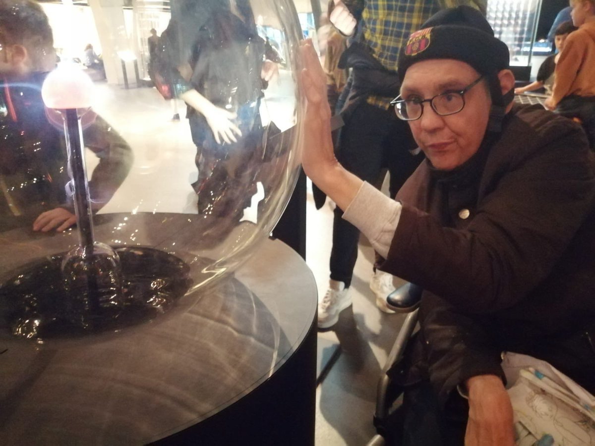 FundacioCanigo's tweet photo. La llar, visita Cosmocaixa. https://t.co/zZUJxEwVk6
