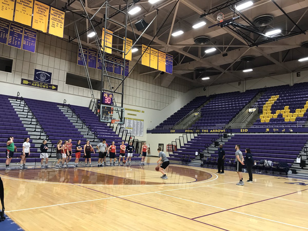 ViterboWBB's tweet photo. CHAMPIONSHIP Shoot Around ✅
#GoVHawks | #Continuingtobuild https://t.co/axZxa2T3Xw