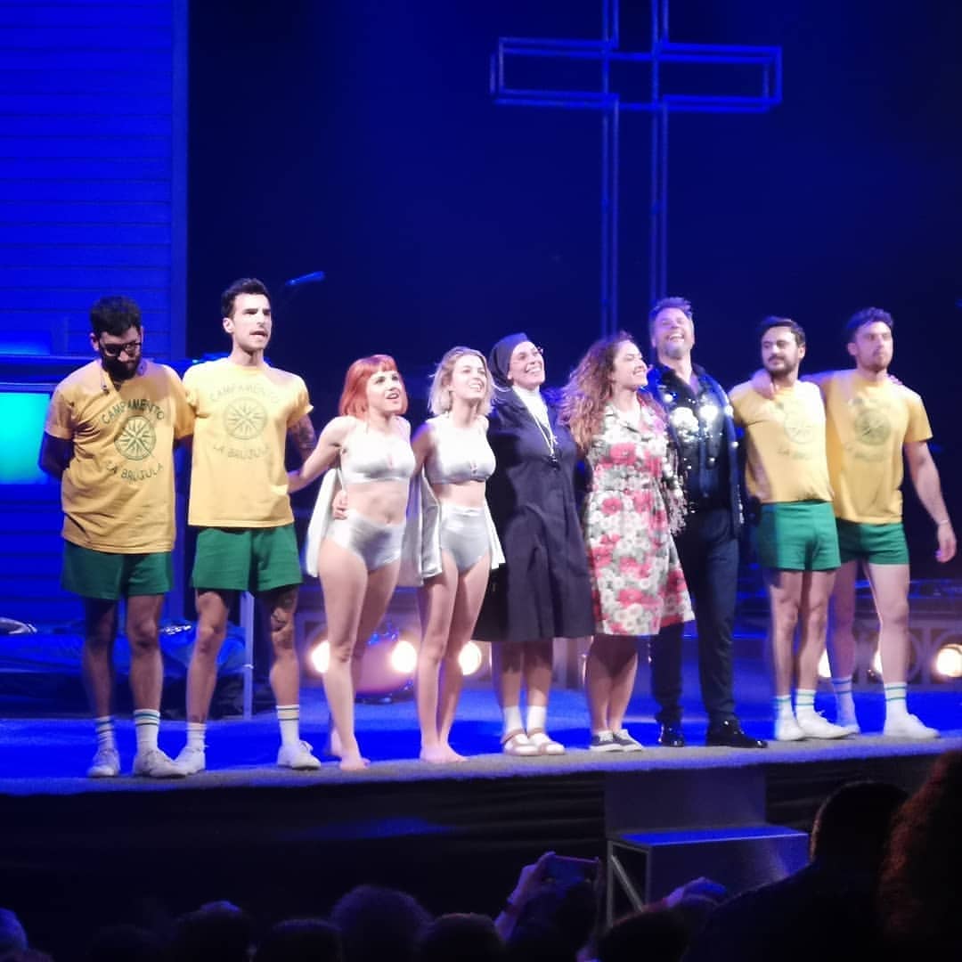 GeroRauchSpain's tweet photo. Ayer Dios nos llamó otra vez y había que ir!😍 @GeronimoRauch volverá a @lallamada_ solo el 21 y 28 de marzo!!
#lallamadaelmusical
#nerearodriguez #angye #teatrolara #lohacemosyyavemos #bernardaqueveoadios https://t.co/kQI7mswSLT https://t.co/4HpD5S2lRm