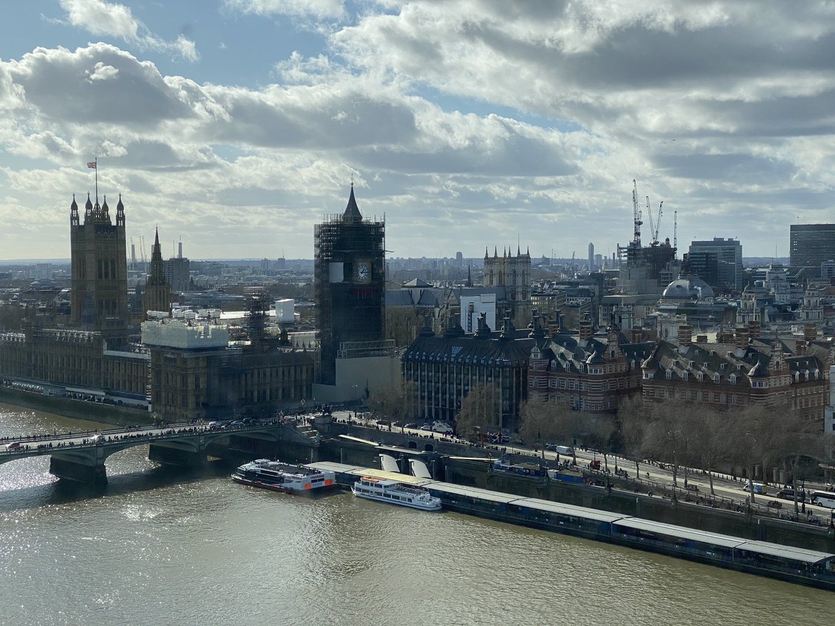 noura_eljerbi's tweet photo. From the London Eye #londoning #London2020 https://t.co/p2wUoEpX9B