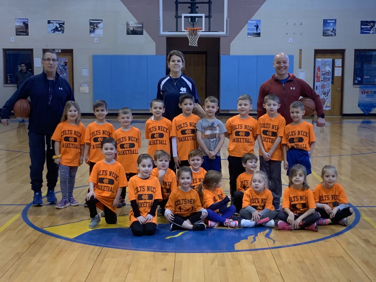 ColtsNeckSports's tweet photo. 🏀The last day of Kindergarten clinic 🏀

Thank you to Coach Lou, Coach Eileen and all of the parents and players for a great 2019-2020 season! See you next year! https://t.co/m1F2IGFgj5