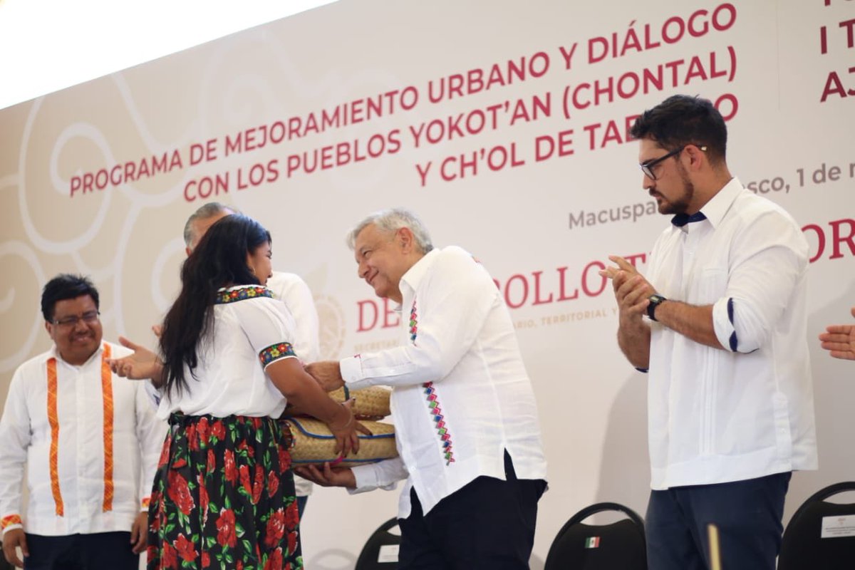 SEDATU_mx's tweet photo. En #VillaTepetitán, municipio de #Macuspana, #Tabasco, se construirá un malecón, una biblioteca, un centro cultural, el Parque Pescadores, un polideportivo, el parque central y un mercado público.
 
#MacuspanaLate❤ https://t.co/OlqIXL4dB4