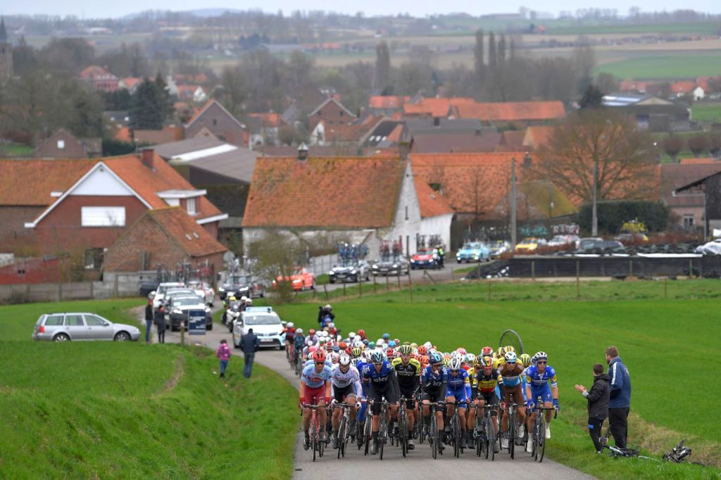 CapoVelo's tweet image. Kuurne-Brussels-Kuurne 2020 #KBK2020 #KasperAsgreen #DeceuninckQuickStep #KuurneBrusselKuurne #cycling #procycling capovelo.com/kuurne-brussel…