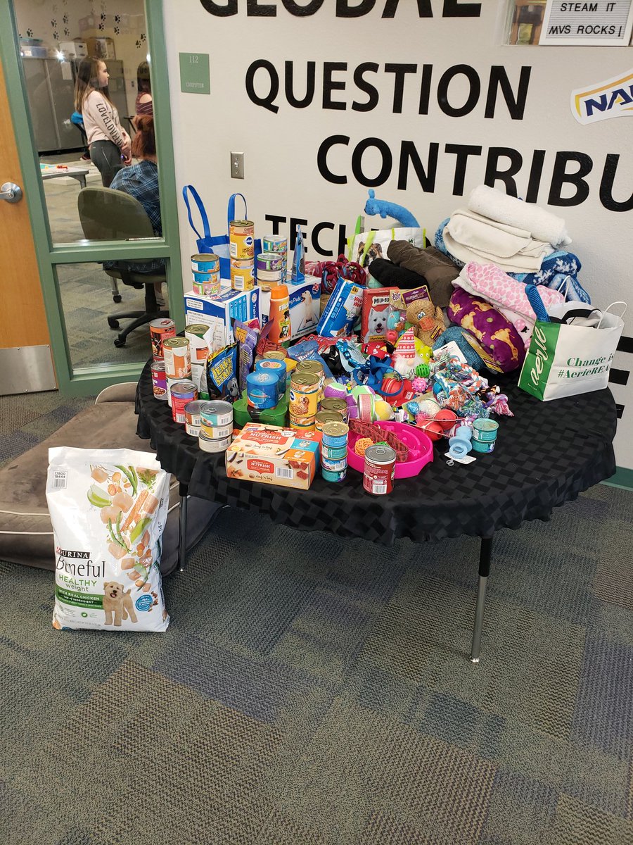 Roxstarteaches's tweet photo. #AdoptDontShop So proud of our SkillsUSA students for collecting donations for the Maricopa County Animal Shelter. #wearedysart https://t.co/9gxMK4If1b