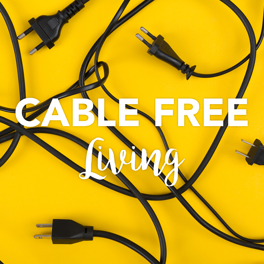 WithVRone's tweet photo. No more cables when you experience VR. Go cable-free with the standalone VRone. #virtualreality #vr #qwr #vrone #handsfreeliving #xr https://t.co/PcKYyCprdw