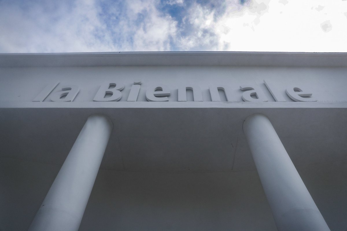 la_Biennale's tweet photo. #BiennaleArchitettura2020
Do you already know the 114 participants of #HowWillWeLiveTogether? Click and discover all the architects, the studios and the #HowWillWePlayTogether project → https://t.co/OwdHDq73Px https://t.co/e05TRRk2lt