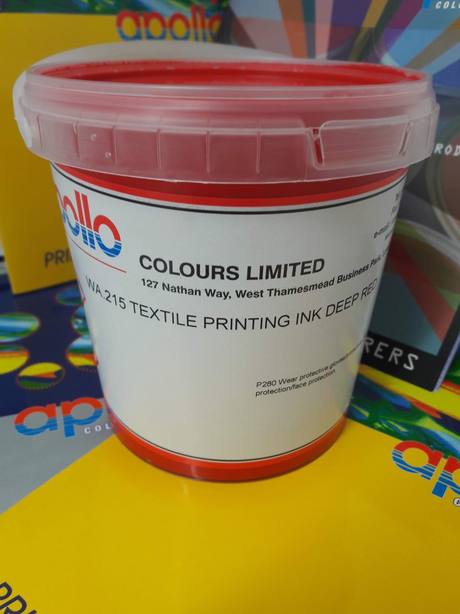apolloinks's tweet photo. Apollo Neptune available in 27 colours plus matching. Waterbased textile screen ink ..see https://t.co/TLlkF2kFqO #screeninks #silkscreen #handmade #textiles #Tshirtprinting #tshirtday #tshirtdesign https://t.co/mmgxAxFcxk