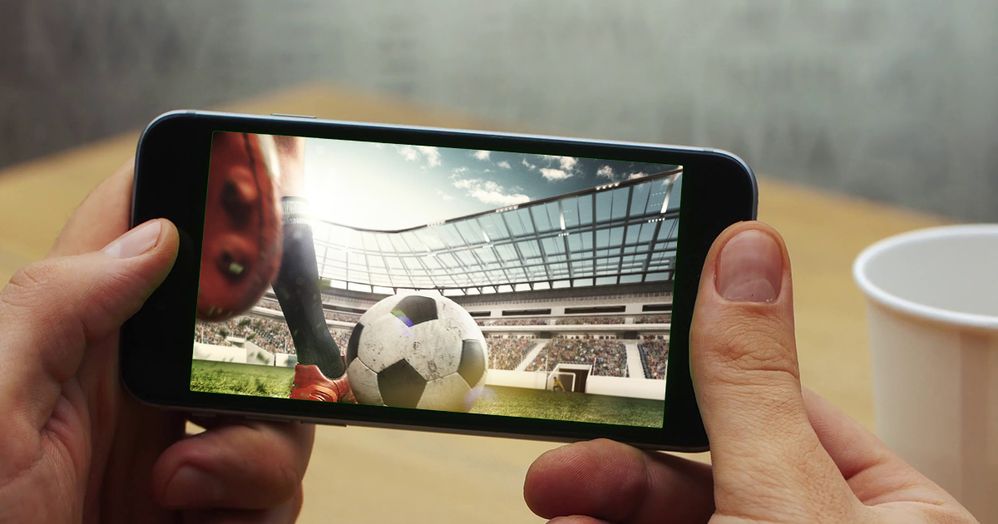 Si este fin de semana te pilla fuera de casa el partido de tu equipo, puedes verlo con Movistar+ en dispositivos. ⚽ ¿Sabes cuántos datos consume ver un partido desde el móvil? 📱

bit.ly/FutbolMovil