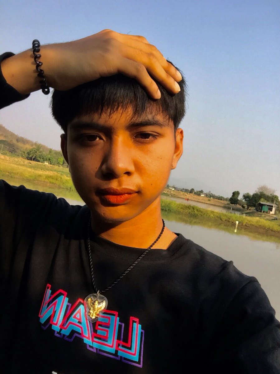 Caption51690012's tweet photo. ธรรมชาติไม่ได้สร้างคน ให้ทนกับทุกๆเรื่อง 🖤 https://t.co/SB3CncfLH6