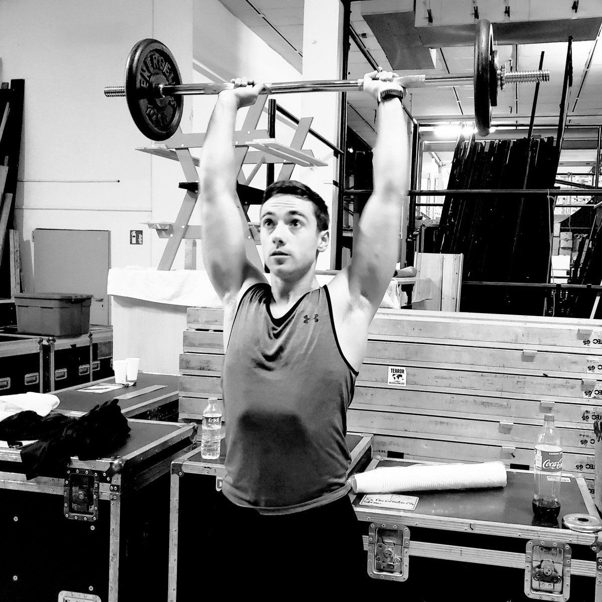 Let's get pumped up! Dancelord TV is LIVE! Chat with us backstage on #Twitch as we perform #LordOfTheDance in Stuttgart, Germany tonight! twitch.tv/lordofthedance