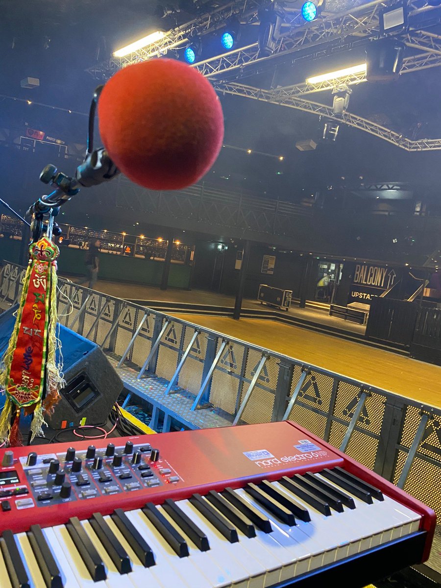 wildheartrec's tweet photo. 🎤 Tonight’s Office! Wild Heart Records artist Nicholas David, on tour with Samantha Fish! @thefeelin
🎹 https://t.co/9AMH7fTPcu
#rockcity #nottingham #uk #samanthafisheuropeanuktour
#killorbekind #yesterdaysgone
#wildheartrecords https://t.co/uMyKKUbhbc