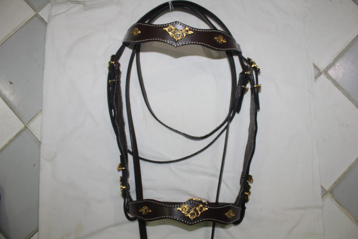 TorioxI's tweet photo. Now 20%off on on purtugese horse bridle.
Contact:+923415414731
Whatsapp:+923415414731
#horse #spoga #stirrups #usa #germany #horselovers #horsegirl #cowboy #cowboysnation #bridle #bridlehorse #horsenose #horsehelmet #horsehelmets #reithelm #reithelme #bridle #bridlehorse https://t.co/rRe7dOdtJ9