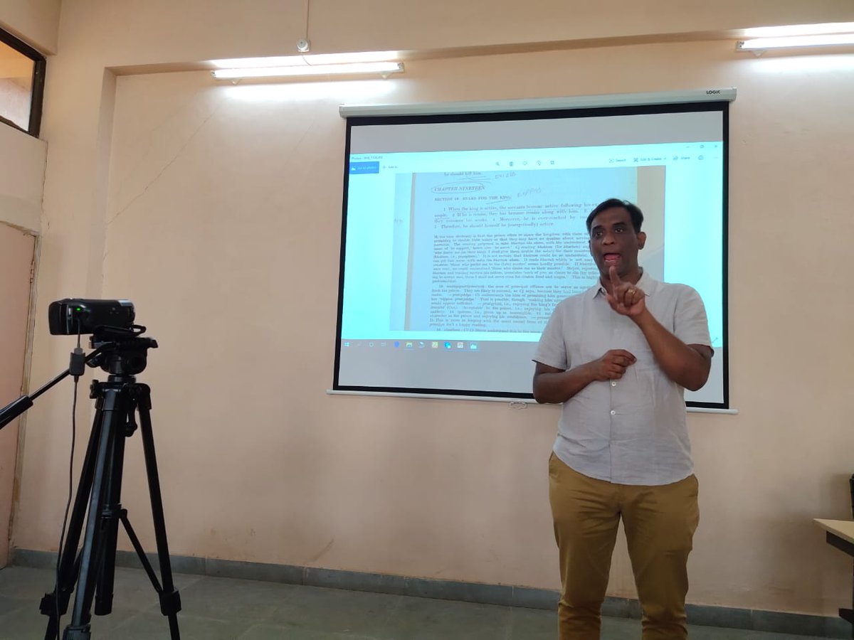 rchanakyapillai's tweet photo. Yesterday took a lecture on topic: 'Financial Model of Chanakya' for our second batch students of Masters in Leadership Science (MA-LS) department of Chanakya International Institute of Leadership Studies (CIILS).
#CIILS #Leadership #KautilyaArthashastra #Chanakya #चाणक्य https://t.co/Mfk7DgT3iQ