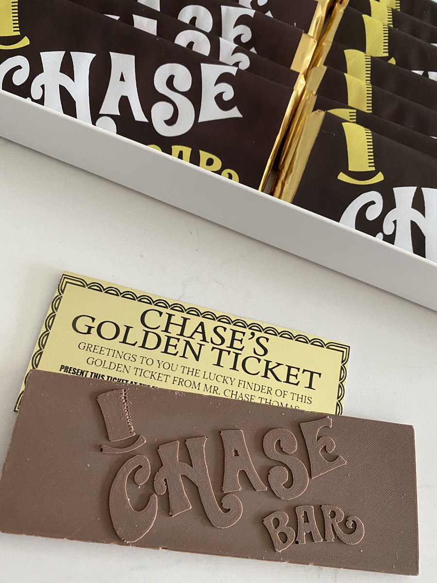KaylarWill's tweet photo. I’m gonna get the baker’s name she did so good with Chase’s birthday invites! https://t.co/bWjKeImJKC