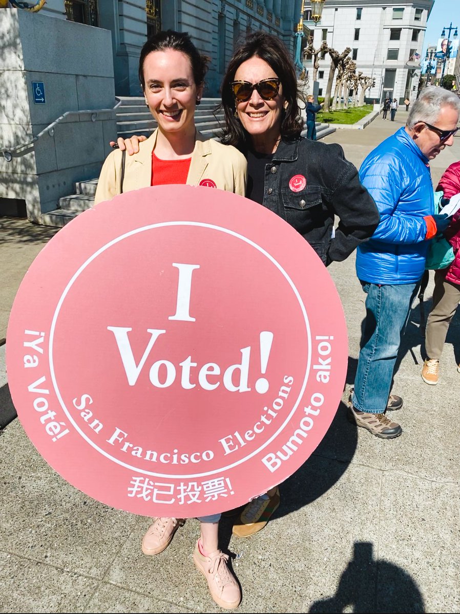 AgathaBacelar's tweet photo. Many places, voting is fraught with danger, or not available. Here, the dangers are less visible but no less real: voter rolls purged, voting machine tampering, foreign interference, polling stations closed.
We need leaders who will strengthen our democracy! #AgathaForCongress https://t.co/hMjTOlKo59
