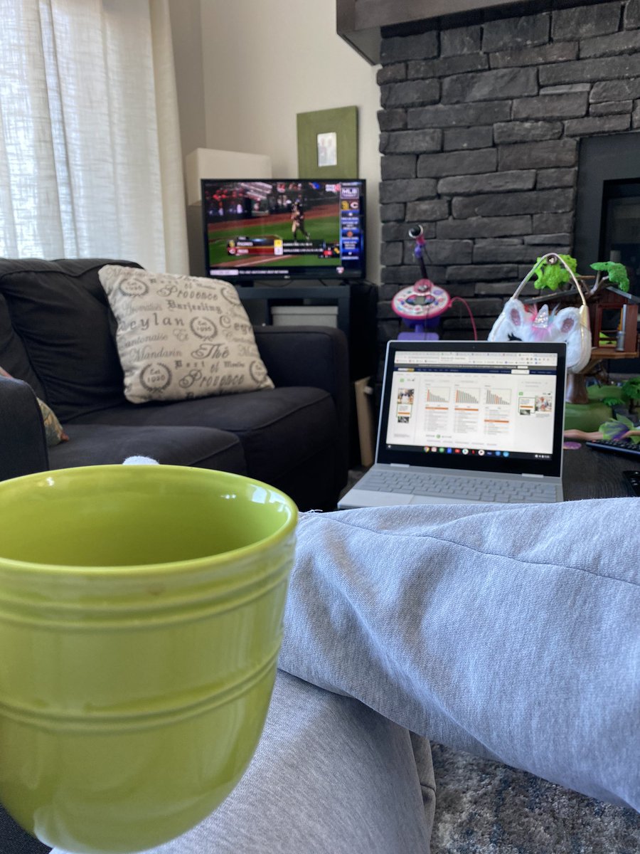 str8outtajoburg's tweet photo. First kid free Sunday at home in more than 4 years 😊 #bottomlesscoffee #baseballresearch #golfandnapafternoon https://t.co/8bLqAn2GH9