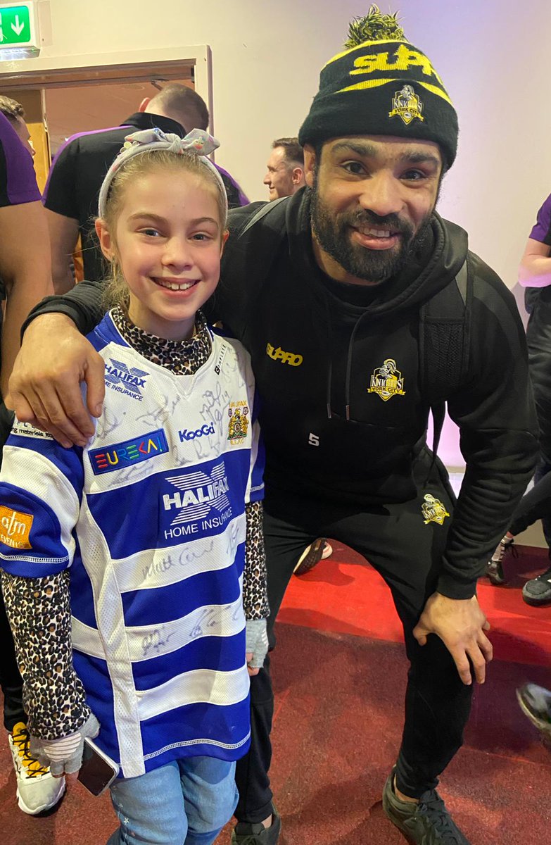 XxLippicious's tweet photo. What a Legend π #WillSharp @YorkKnightsRLFC @Halifax_RLFC https://t.co/QBoEvbi9Tl