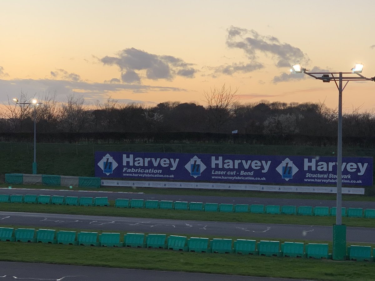 As dusk falls over ⁦@TVKCpfi⁩ what a gr8 weekend - 330 drivers, 58 TQ laps, 319 racing laps and over 500kms between start lights and chequered flags all run bang on predicted timetable #PracticeMakesPerfect #OneTeam #Karting